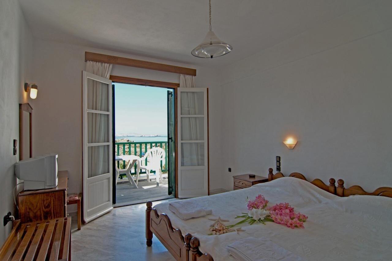 Alex Hotel Tourlos Dış mekan fotoğraf
